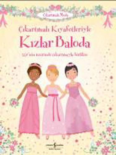 Çıkartmalı Kıyafetleriyle Kızlar Baloda