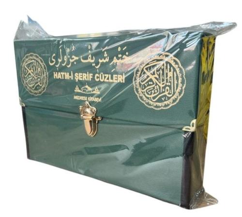 Kur'an-ı Kerim 30 Cüz Hatim Seti Bilgisayar Hatlı Rahle Boy - Çantalı Yeşil Renk Deri Çantalı
